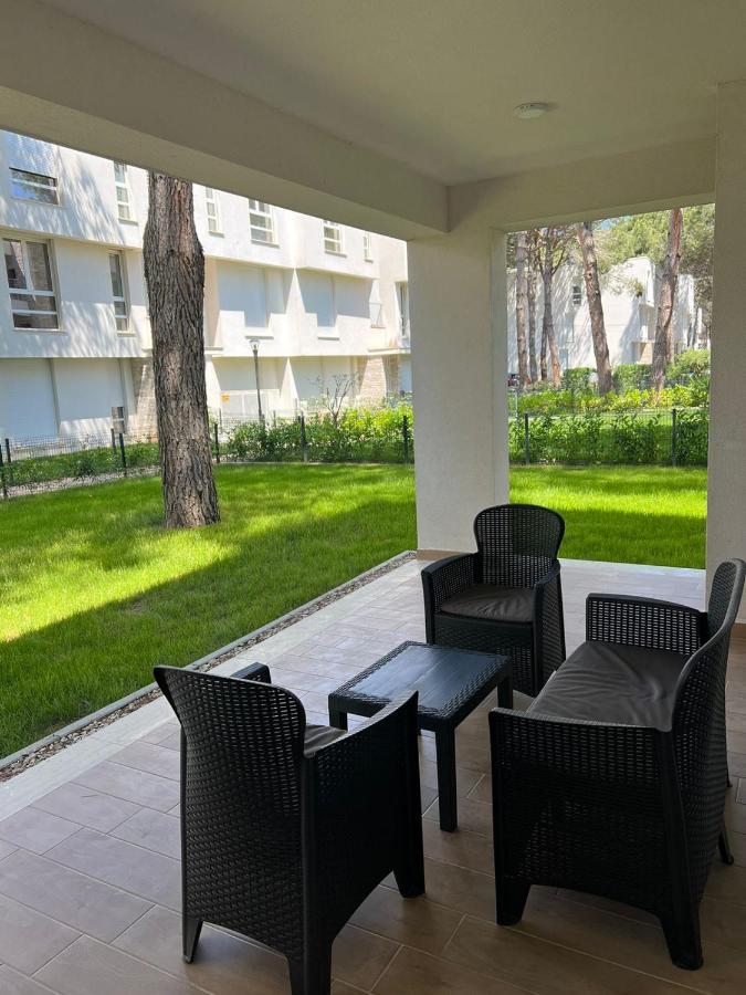 Pine Apartments At San Pietro Resort ドゥラス エクステリア 写真