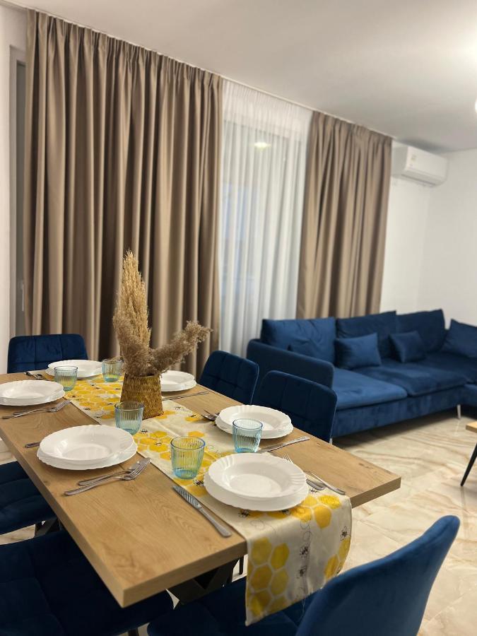 Pine Apartments At San Pietro Resort ドゥラス エクステリア 写真
