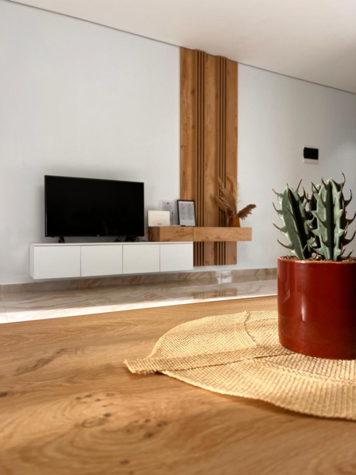 Pine Apartments At San Pietro Resort ドゥラス エクステリア 写真